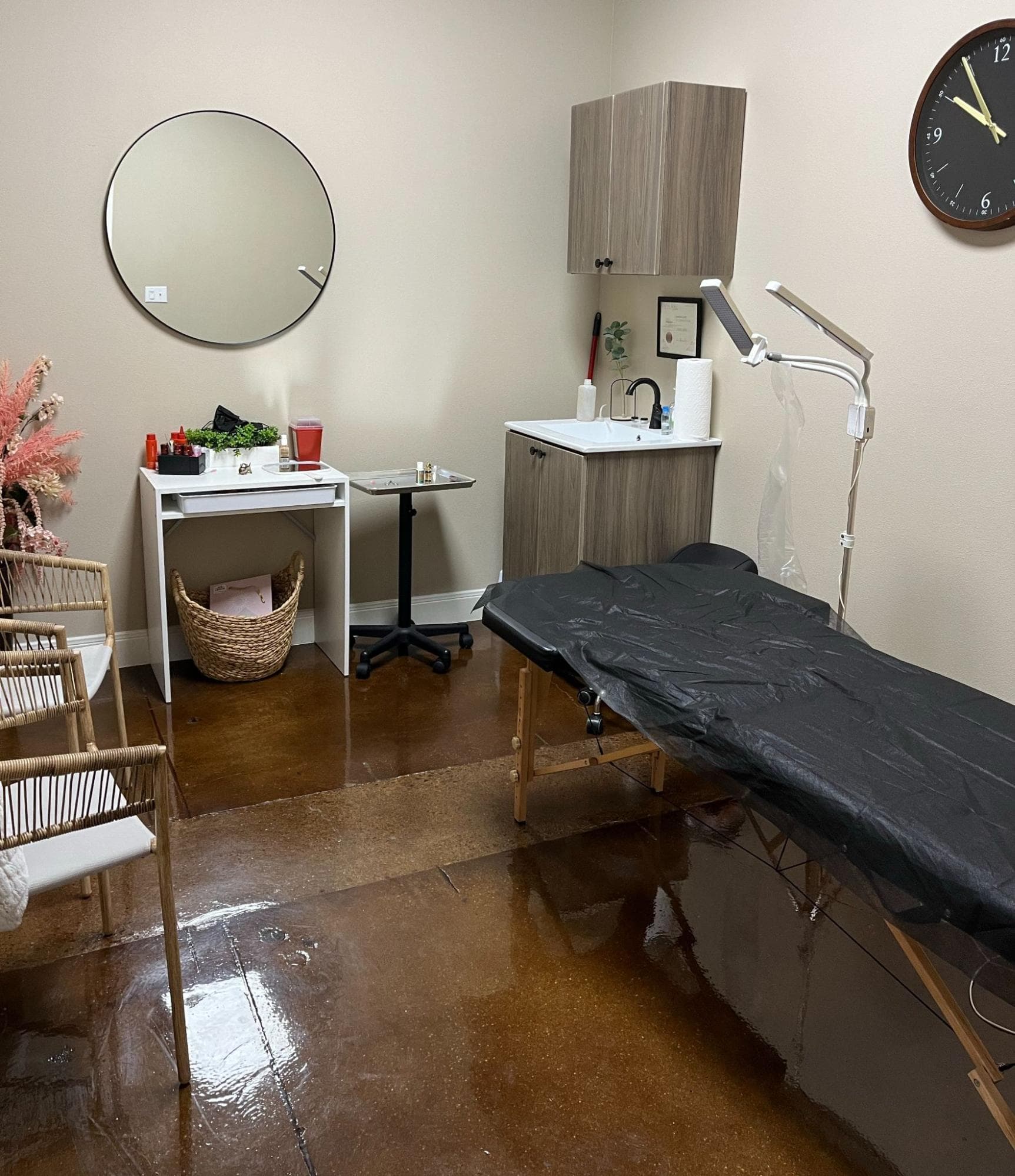 South San Antonio salon suites