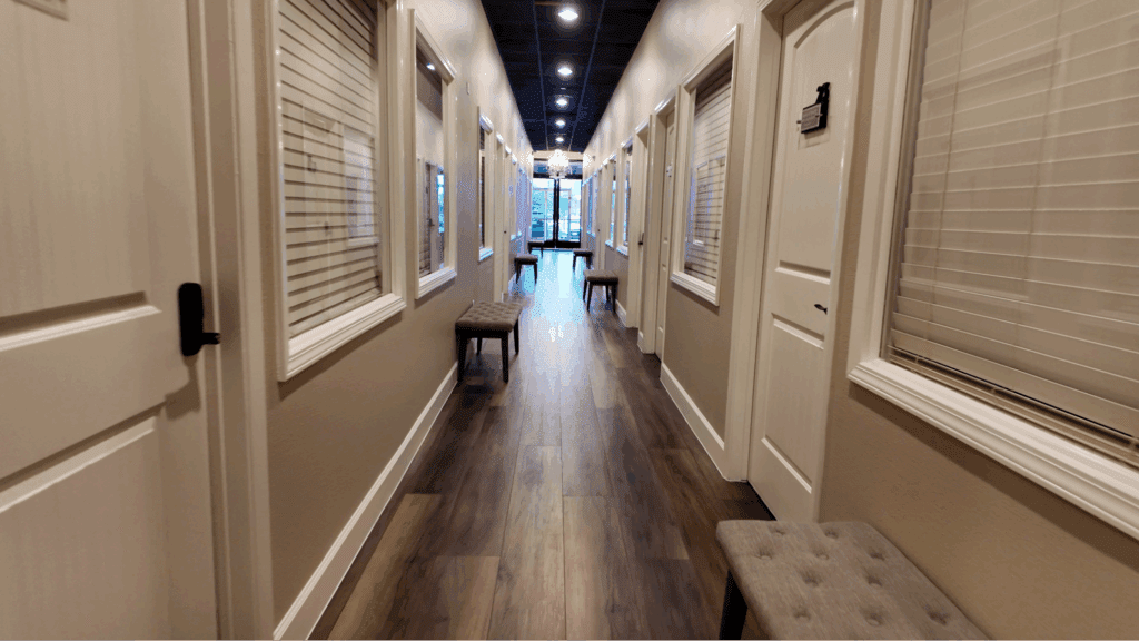 Maximize your salon income with these financial planning tips for North Star suite owners. Mallorca salon studios is the top rated salon suites in San Antonio. Offering beauty professionals salon suites for rent in San Antonio so they can run their independent business. Salon studios in San Antonio, San Antonio salon suites, hair salon suites in San Antonio, San Antonio salon for rent, San Antonio suites for rent. 