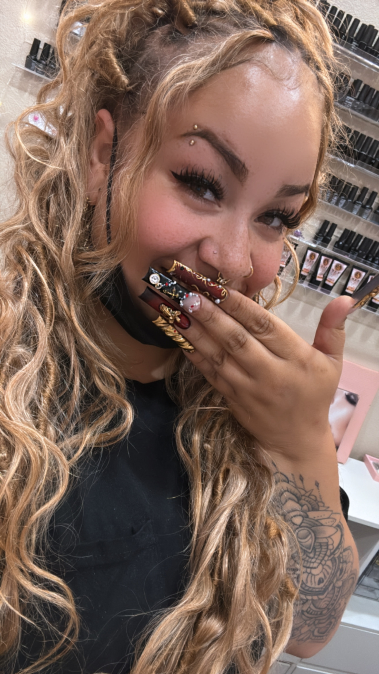 {"eId":"1812337769251130","CameraPosition":2}