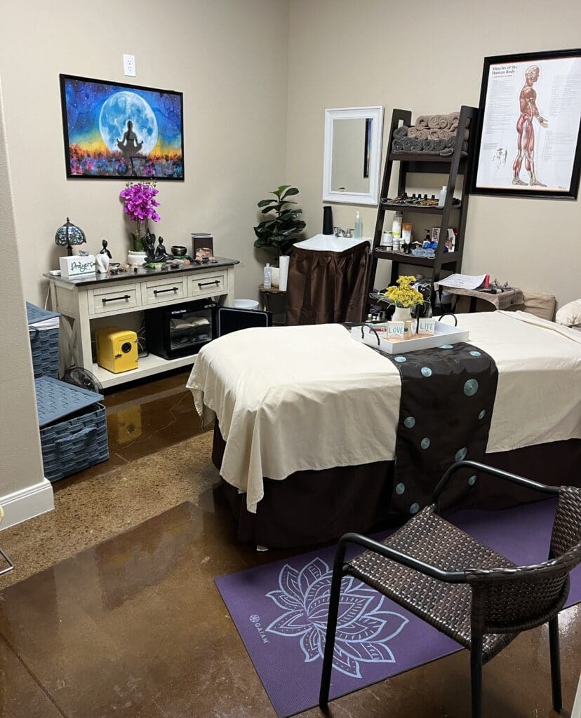 Mallorca Salon Studios & Suites is the top rated salon suites in San Antonio. Offering beauty professionals the perfect salon suites for rent in San Antonio through 4 locations, hair stylists, estheticians, barbers, and more can find their new business home. San Antonio salon studios, North Star salon suites, salon suites in North Star, Salon suites for rent in north star, North Star salon studios, salon studios for rent in North Star, salon suites in San Antonio for rent. beauty business marketing, social media, client retention, San Antonio