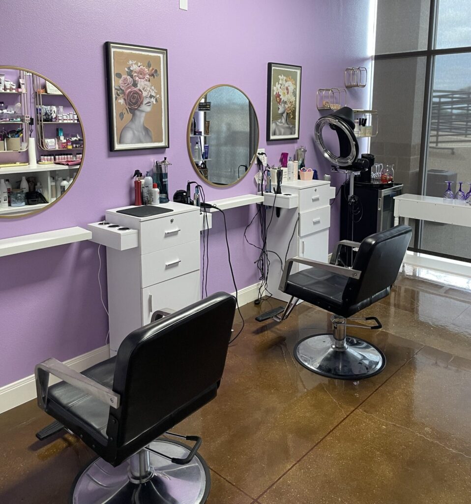 Mallorca Salon Studios & Suites is the top rated salon suites in San Antonio. Offering beauty professionals the perfect salon suites for rent in San Antonio through 4 locations, hair stylists, estheticians, barbers, and more can find their new business home. San Antonio salon studios, North Star salon suites, salon suites in North Star, Salon suites for rent in north star, North Star salon studios, salon studios for rent in North Star, salon suites in San Antonio for rent. Customize Salon Suite, San Antonio beauty suites, salon design