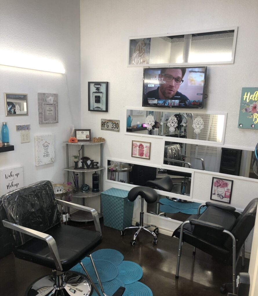 Mallorca Salon Studios & Suites is the top rated salon suites in San Antonio. Offering beauty professionals the perfect salon suites for rent in San Antonio through 4 locations, hair stylists, estheticians, barbers, and more can find their new business home. San Antonio salon studios, North Star salon suites, salon suites in North Star, Salon suites for rent in north star, North Star salon studios, salon studios for rent in North Star, salon suites in San Antonio for rent. booth rental vs salon suite, salon suite income, increase salon profits