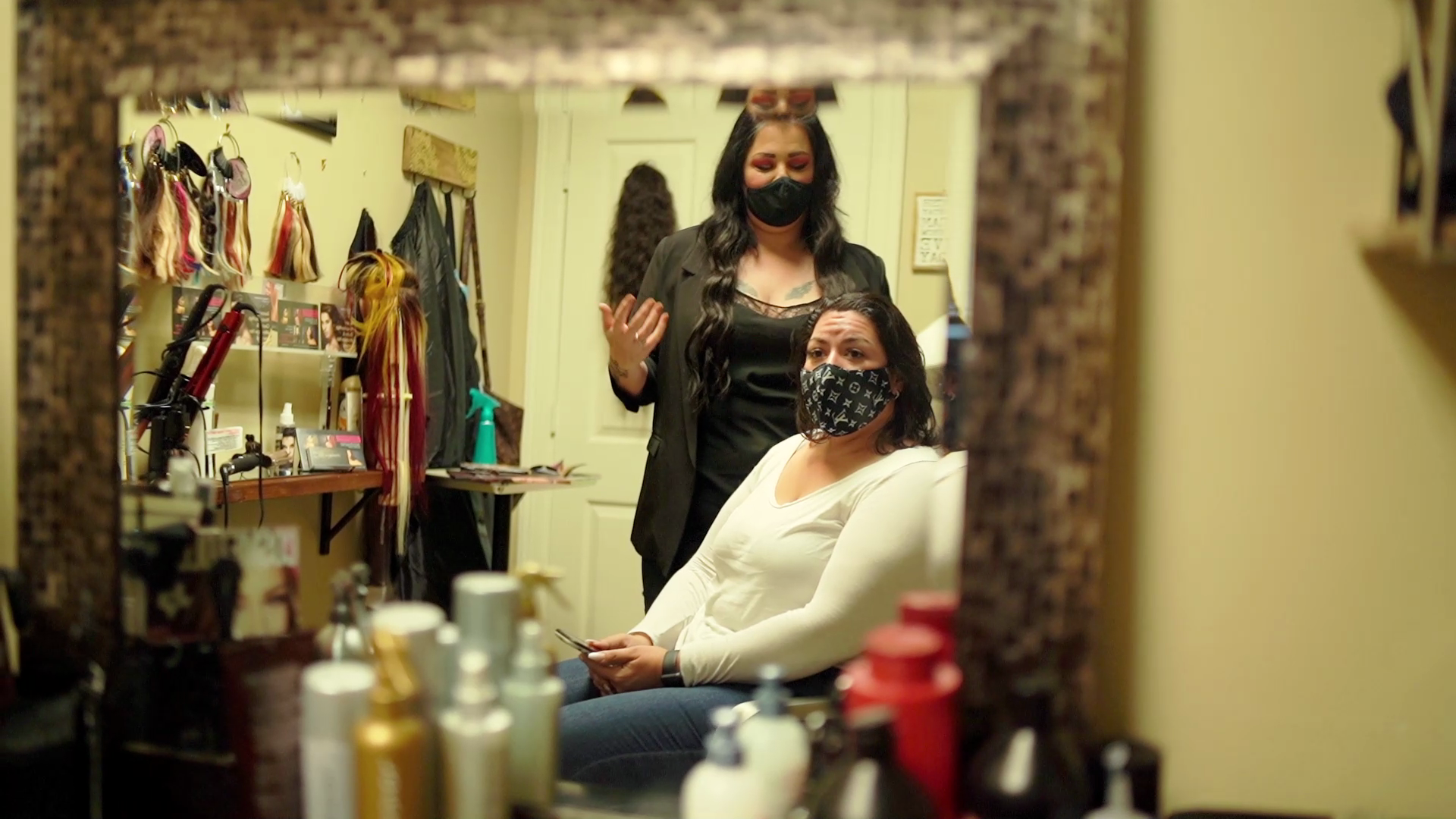 Mallorca Salon Studios & Suites is the top rated salon suites in San Antonio. Offering beauty professionals the perfect salon suites for rent in San Antonio through 4 locations, hair stylists, estheticians, barbers, and more can find their new business home. San Antonio salon studios, North Star salon suites, salon suites in North Star, Salon suites for rent in north star, North Star salon studios, salon studios for rent in North Star, salon suites in San Antonio for rent. building salon clientele, San Antonio beauty pros, Client Retention