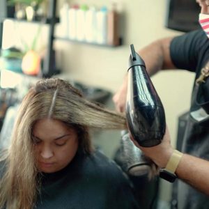 Mallorca salon studios in San Antonio prioritize stylist self care and work-life balance to upheld business longevity. Salon studio, salon suites, salon suites near me, hair salon suites near me.